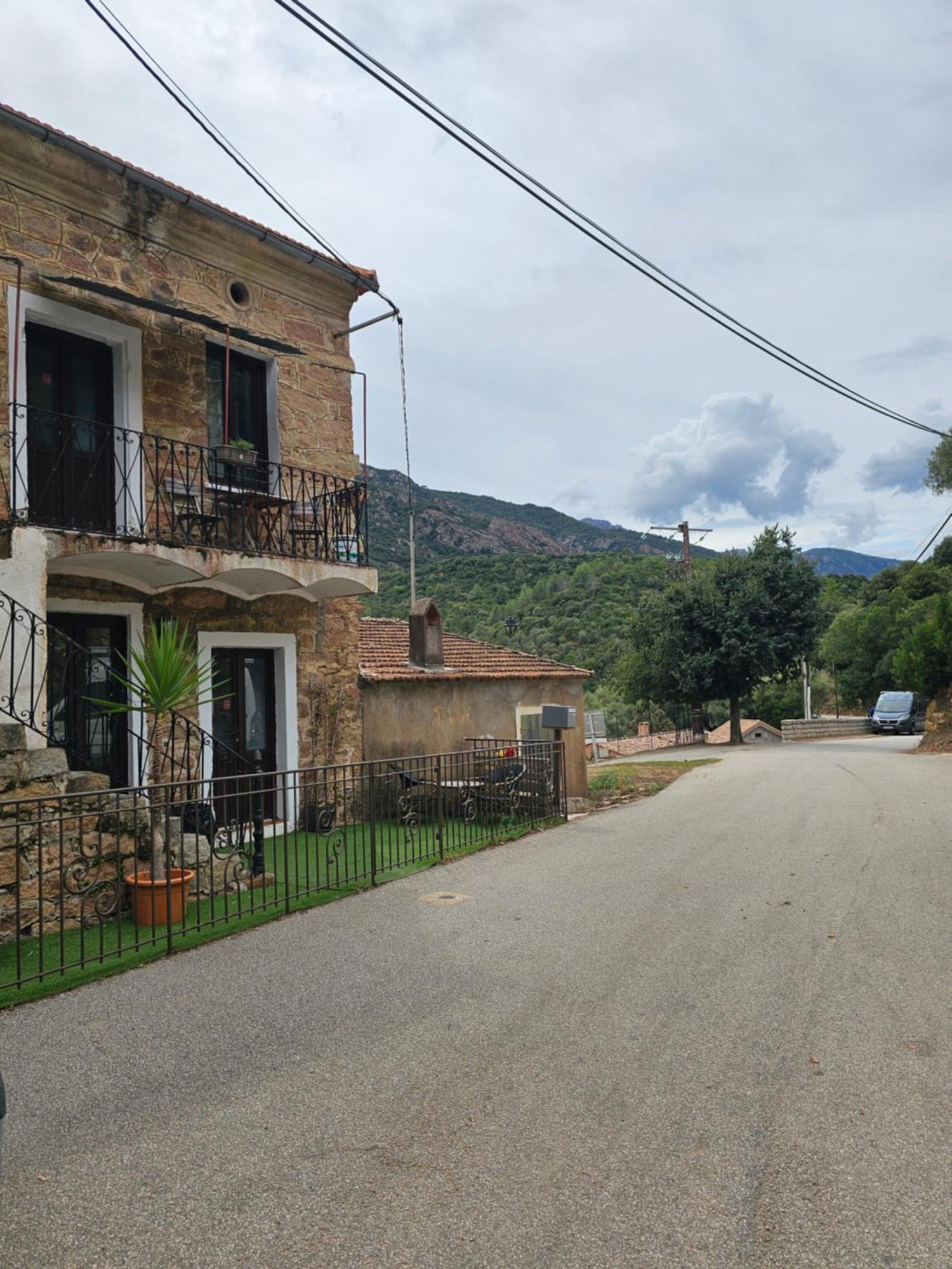 Au Village Serriera  Zimmer foto